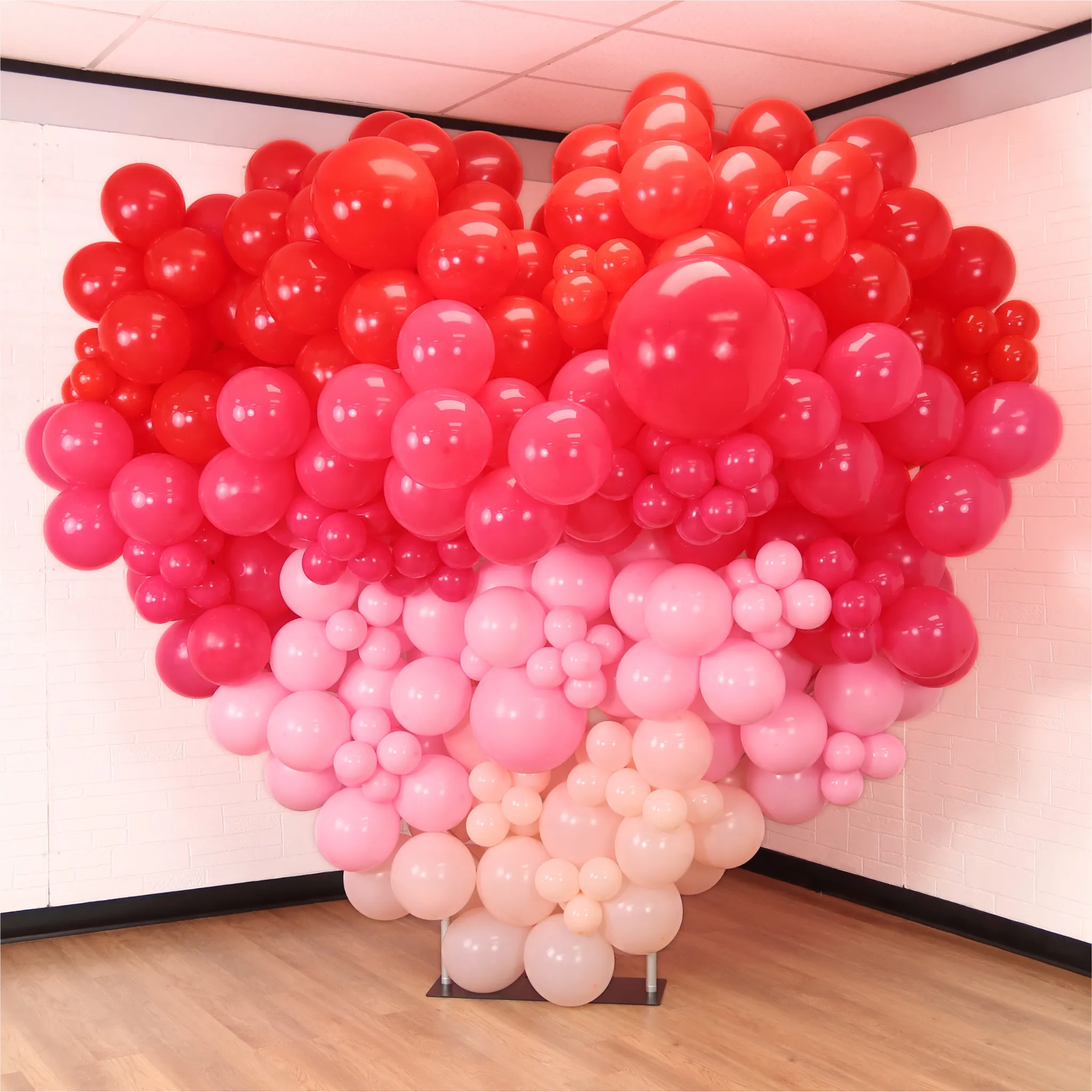 Fuchsia 10" Latex Balloons | 50 pcs